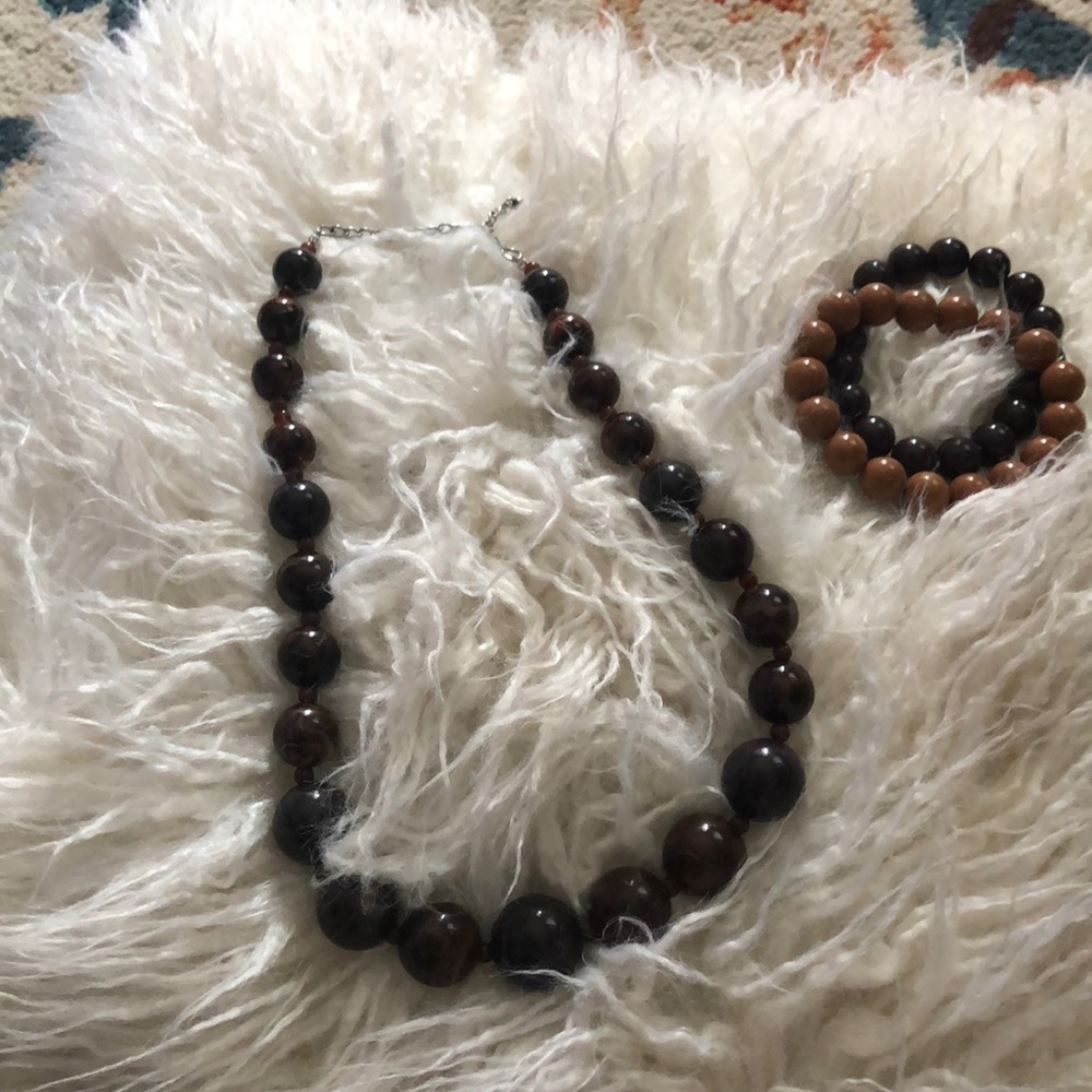 Brown bead necklace and bracelet set